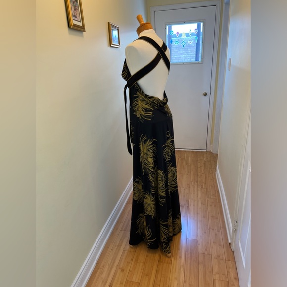 Black Satin Bebe Dress - Picture 11 of 12